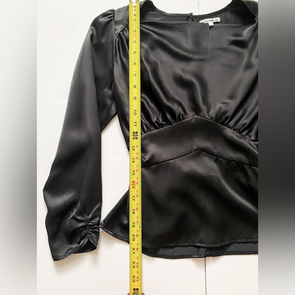 Reformation Jason Silk Top in Black | Women’s Size 6 - Picture 12 of 16